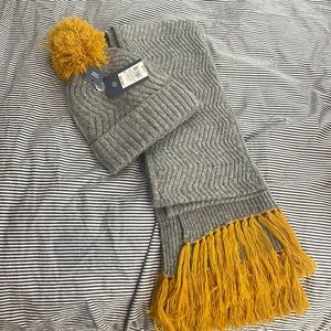 NWT Hat & Scarf Set